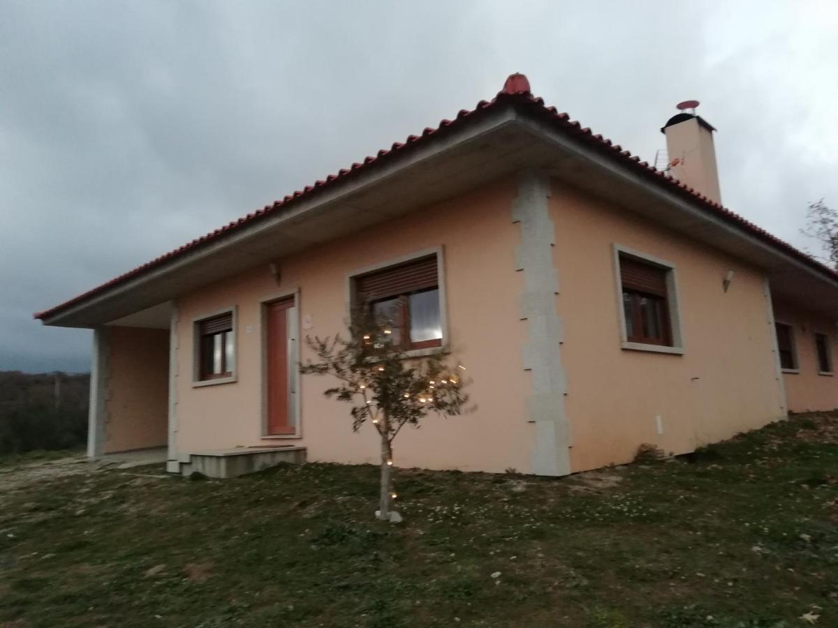 Casa Da Fonte Em Prada, Vinhais Esterno foto