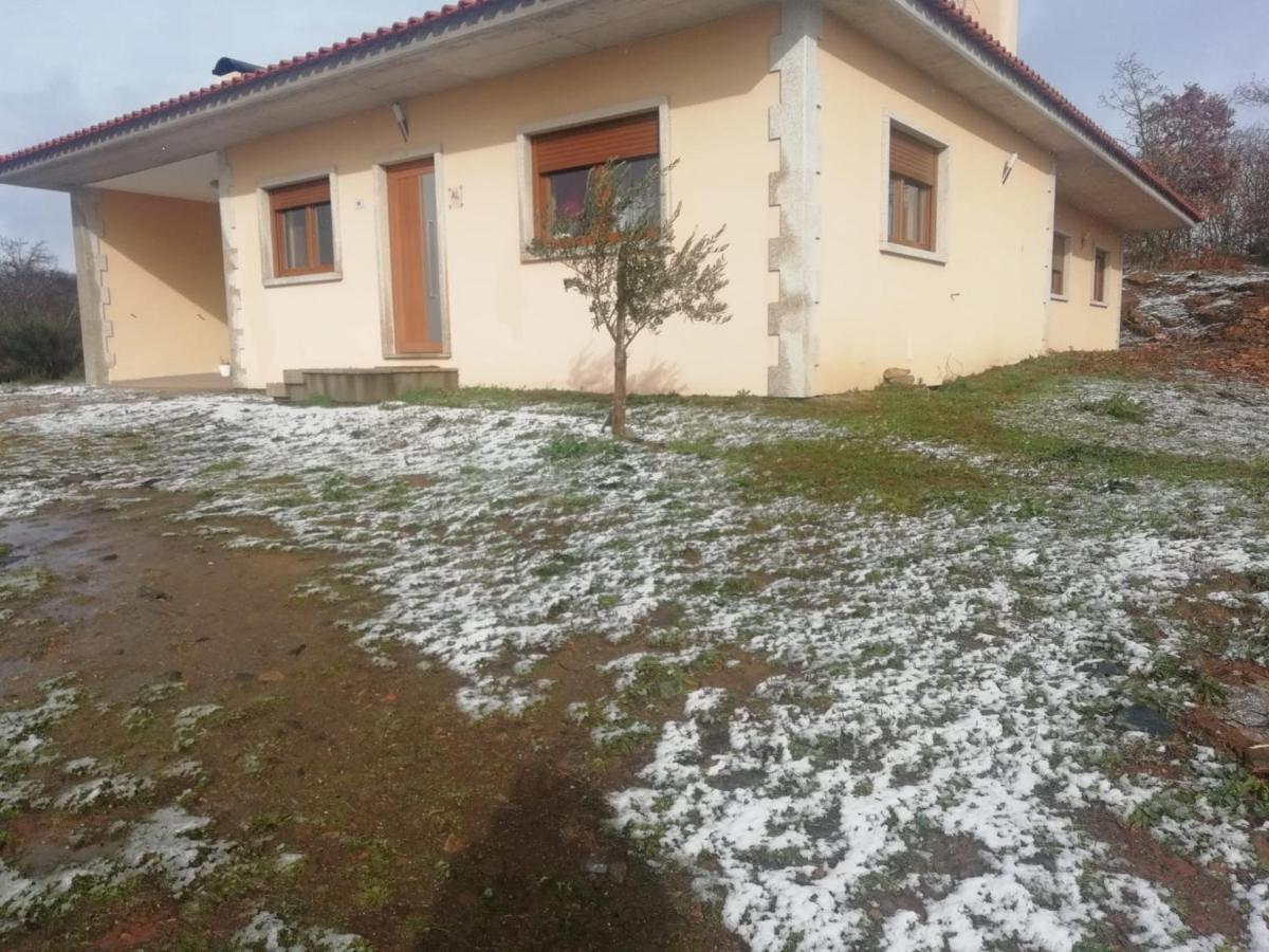 Casa Da Fonte Em Prada, Vinhais Esterno foto